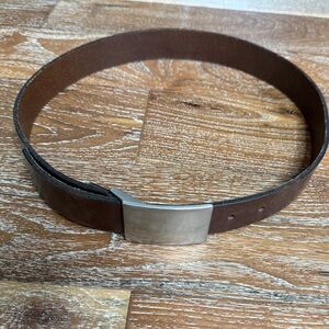 Men’s Brown Leather Belt with Brushed Silver Buckle - Size M